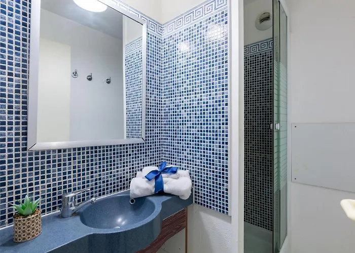 شقة Le Hameau - K3 122 By Interhome Saint-Raphaël